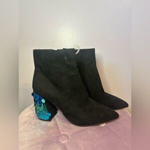 Gianni Bini Black Suede Ankle Boots with Blue Sequin Heel Size 7